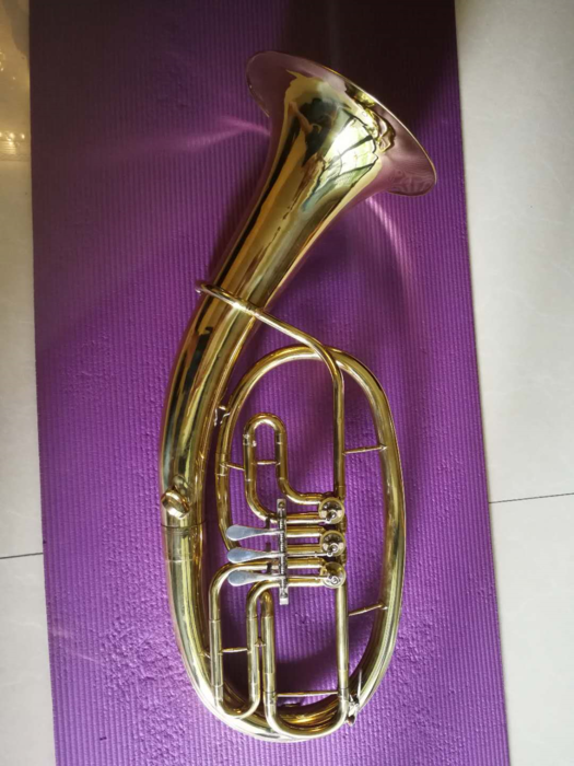 大号与中音号的区别_大号次中音_大号和次中音号的区别